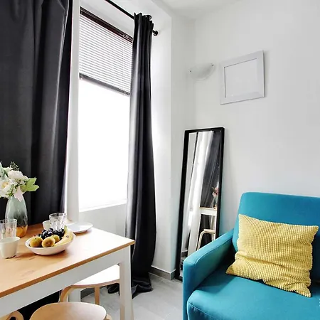Apartment A Parisian Experience For 2 - Place De Clichy