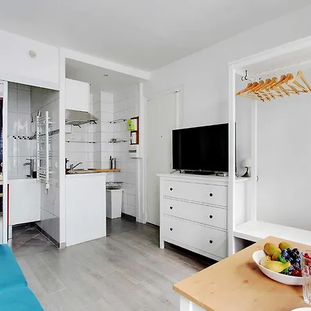 A Parisian Experience For 2 - Place De Clichy